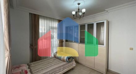 Простора квартира 2 + 1 в районі Оба