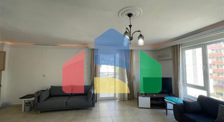 Простора квартира 2 + 1 в районі Оба