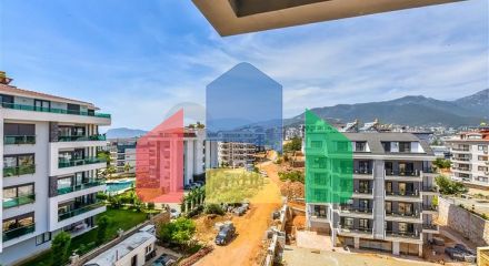 Spacious apartment in a new complex in Oba district