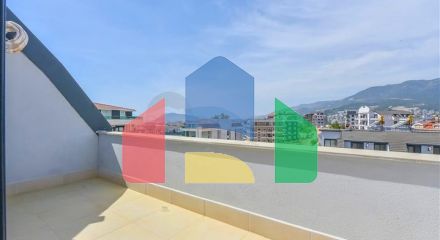 Spacious apartment in a new complex in Oba district