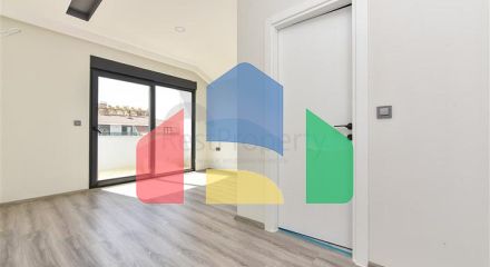 Простора квартира в новому комплексі району Оба