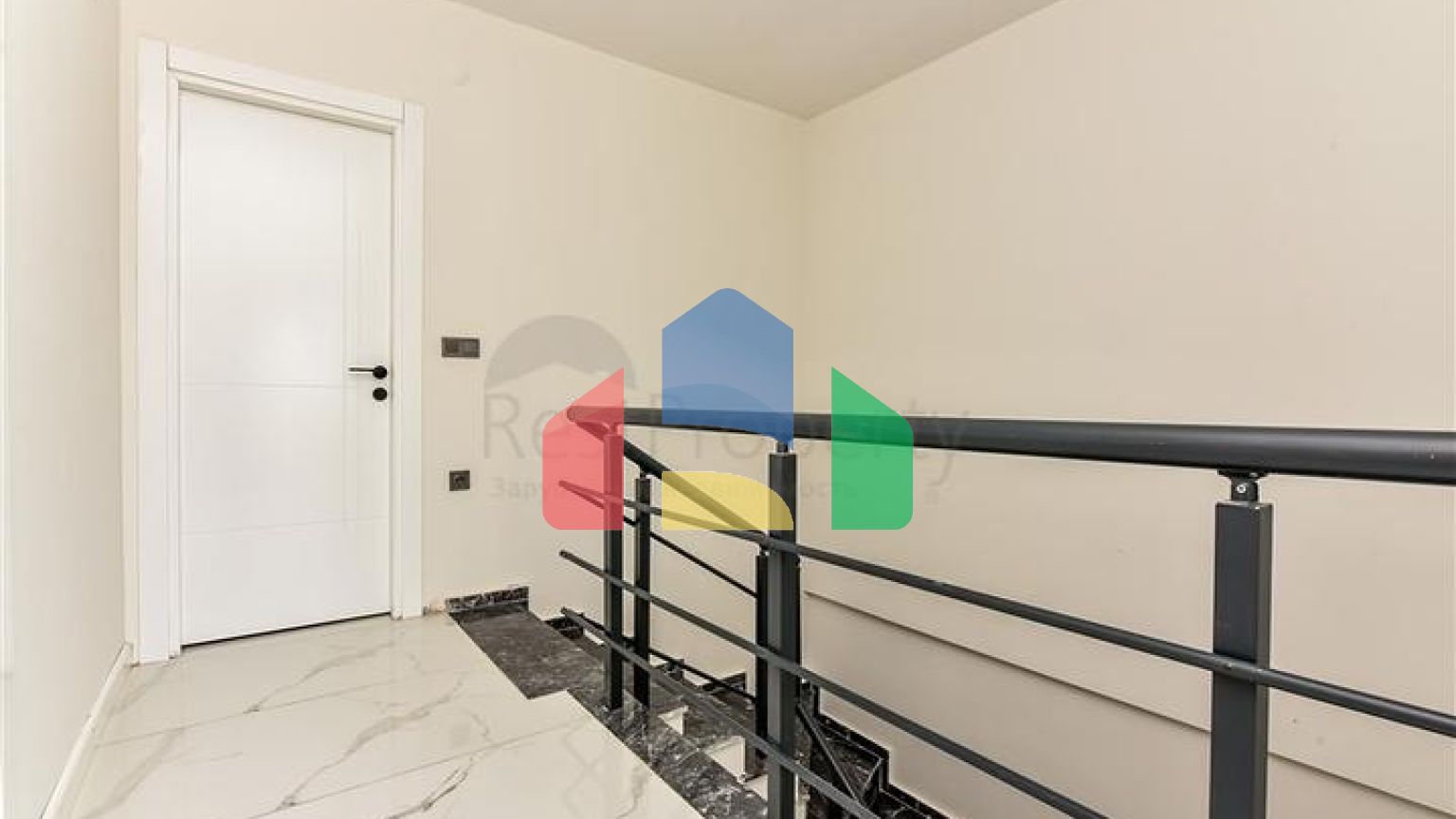 Простора квартира в новому комплексі району Оба