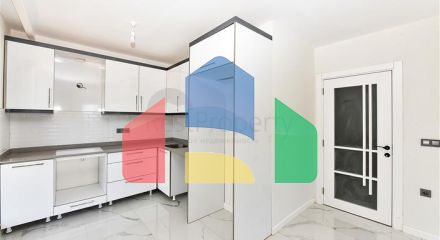 Простора квартира в новому комплексі району Оба