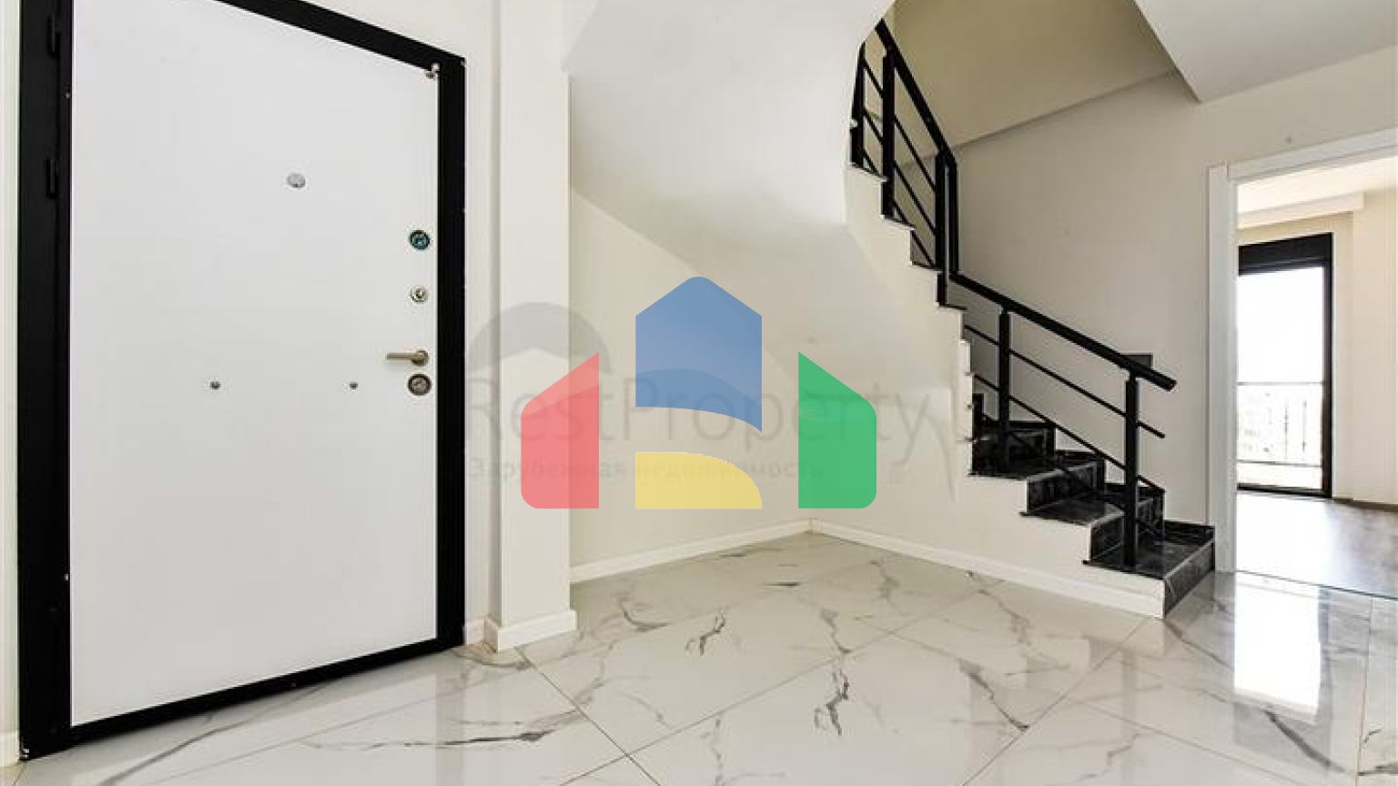 Простора квартира в новому комплексі району Оба