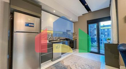 Чудова квартира плануванням 3 + 1 в районі Оба