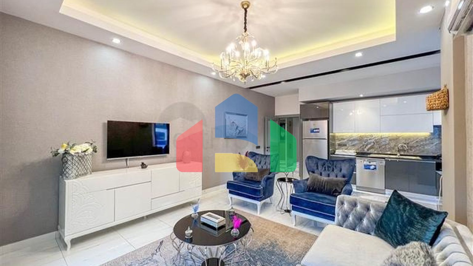 Чудова квартира плануванням 3 + 1 в районі Оба