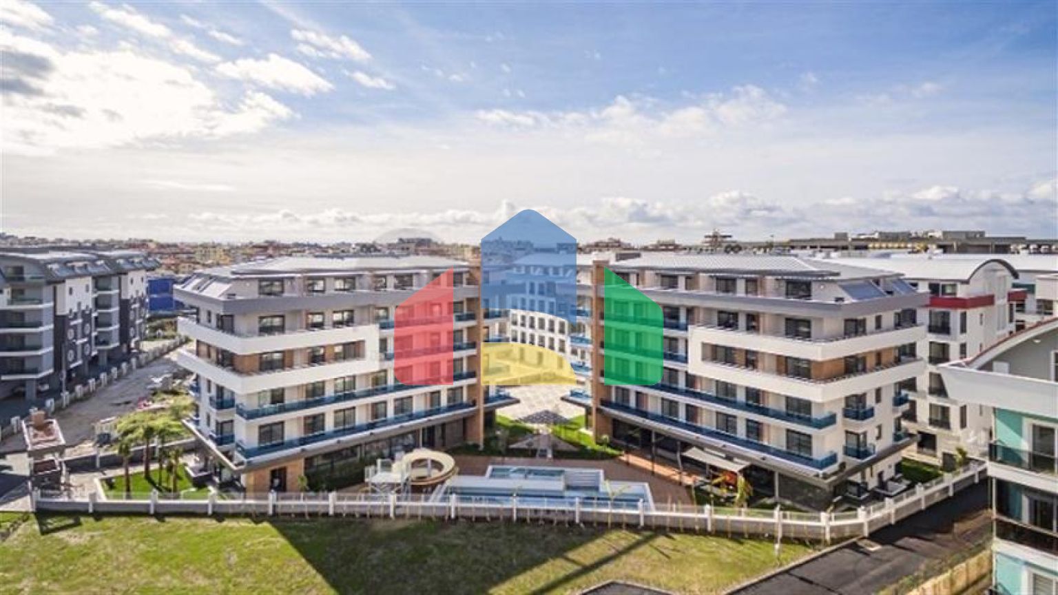 Чудова квартира плануванням 3 + 1 в районі Оба