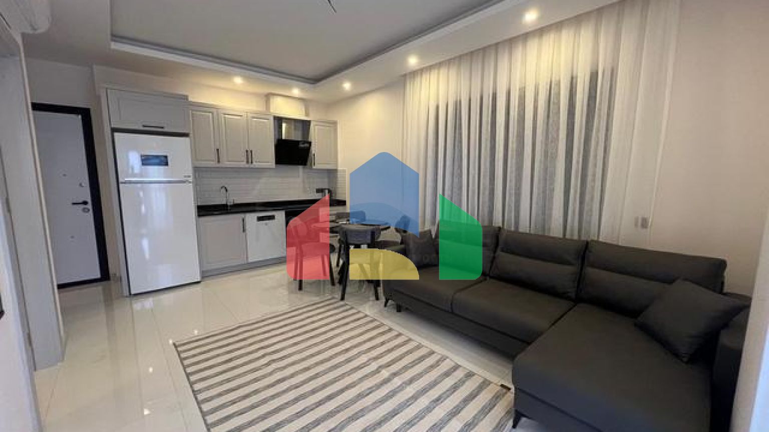 Двокімнатна квартира в новому комплексі