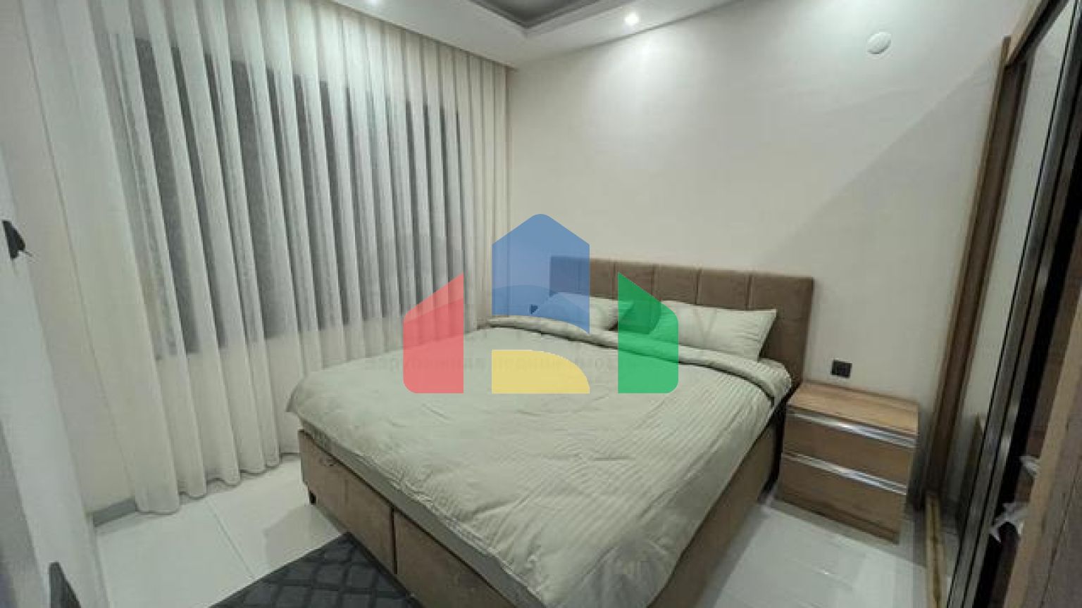 Двокімнатна квартира в новому комплексі