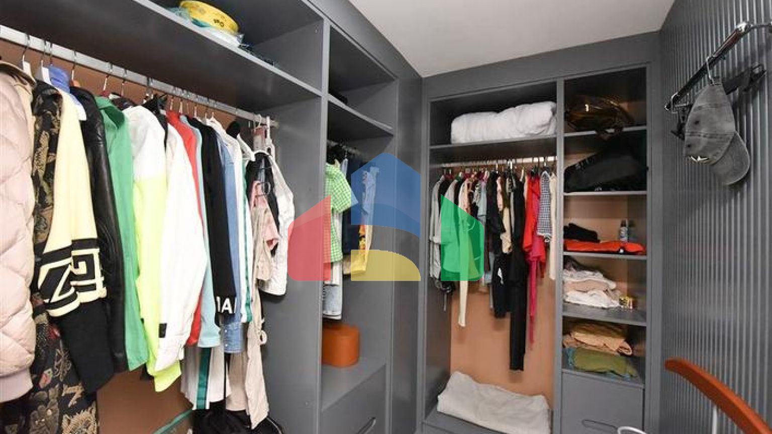 Двухуровневая квартира 3+1 с собственным садом