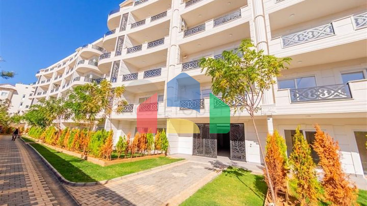 Двухуровневая квартира 3+1 с собственным садом