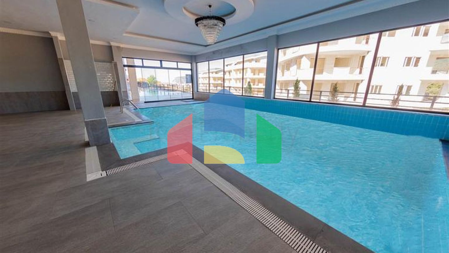 Двухуровневая квартира 3+1 с собственным садом