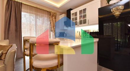 Двухуровневая квартира 3+1 с собственным садом