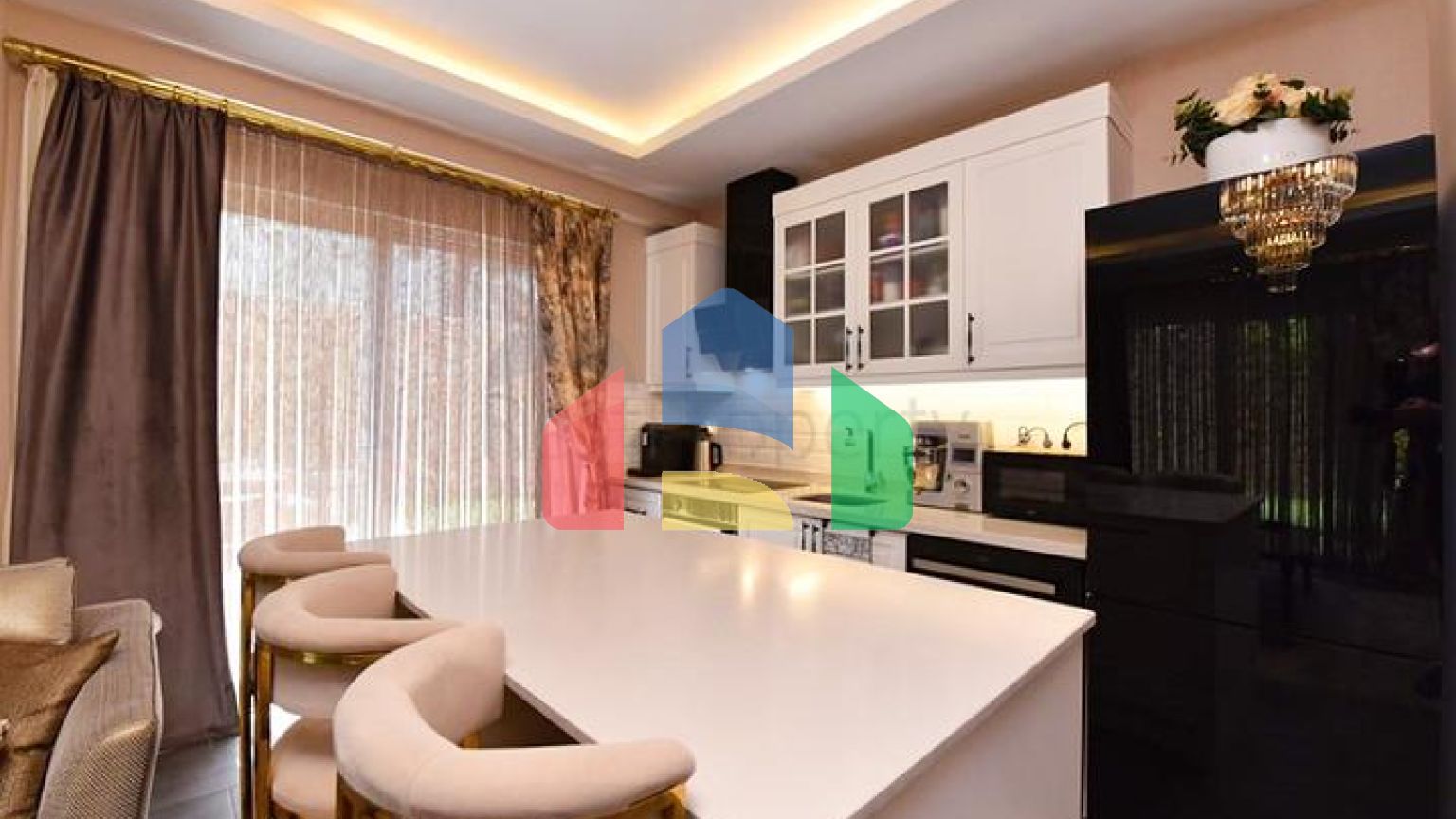 Двухуровневая квартира 3+1 с собственным садом