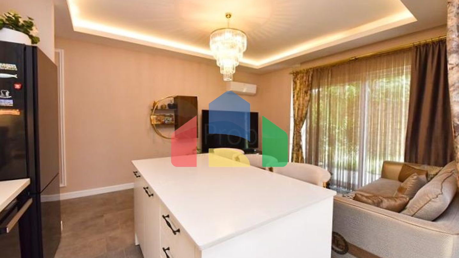 Двухуровневая квартира 3+1 с собственным садом