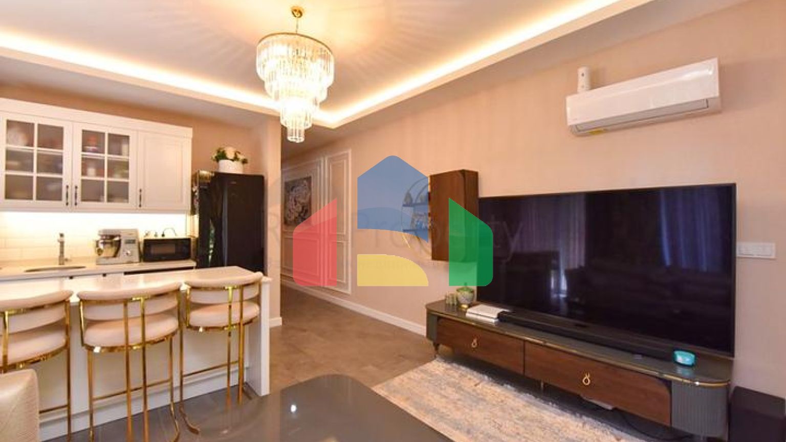 Двухуровневая квартира 3+1 с собственным садом