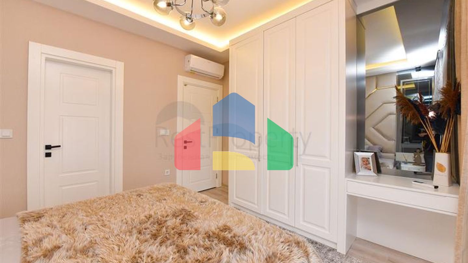 Двухуровневая квартира 3+1 с собственным садом