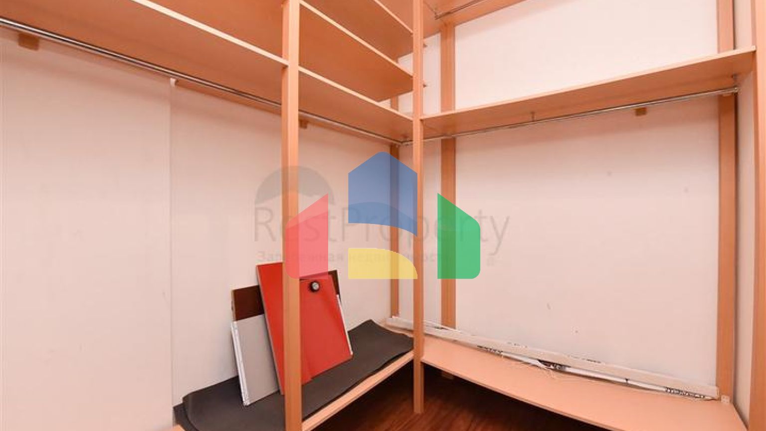 Просторий пентхаус від власника 3+1 з окремою кухнею в 200 метрах від моря в районі Оба