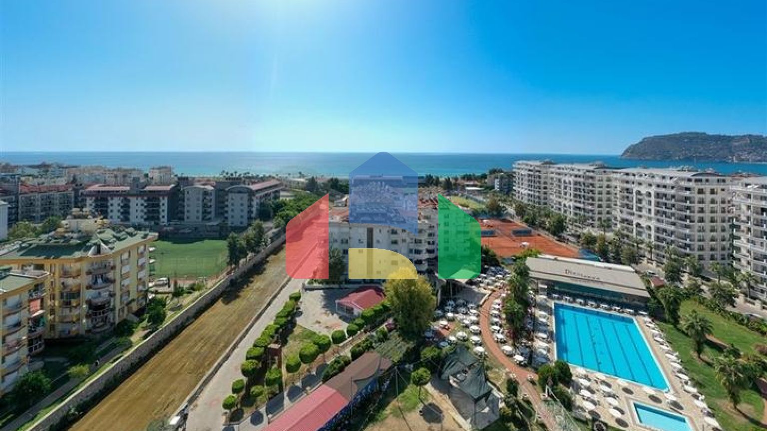 Просторий пентхаус від власника 3+1 з окремою кухнею в 200 метрах від моря в районі Оба