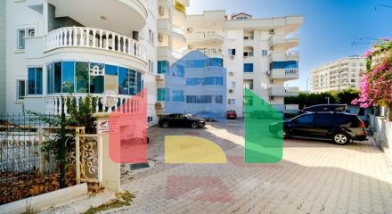 Просторий пентхаус від власника 3+1 з окремою кухнею в 200 метрах від моря в районі Оба Просторий пентхаус від власника 3+1 з окремою кухнею в 200 метрах від моря в районі Оба