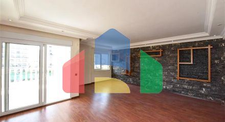 Просторий пентхаус від власника 3+1 з окремою кухнею в 200 метрах від моря в районі Оба Просторий пентхаус від власника 3+1 з окремою кухнею в 200 метрах від моря в районі Оба