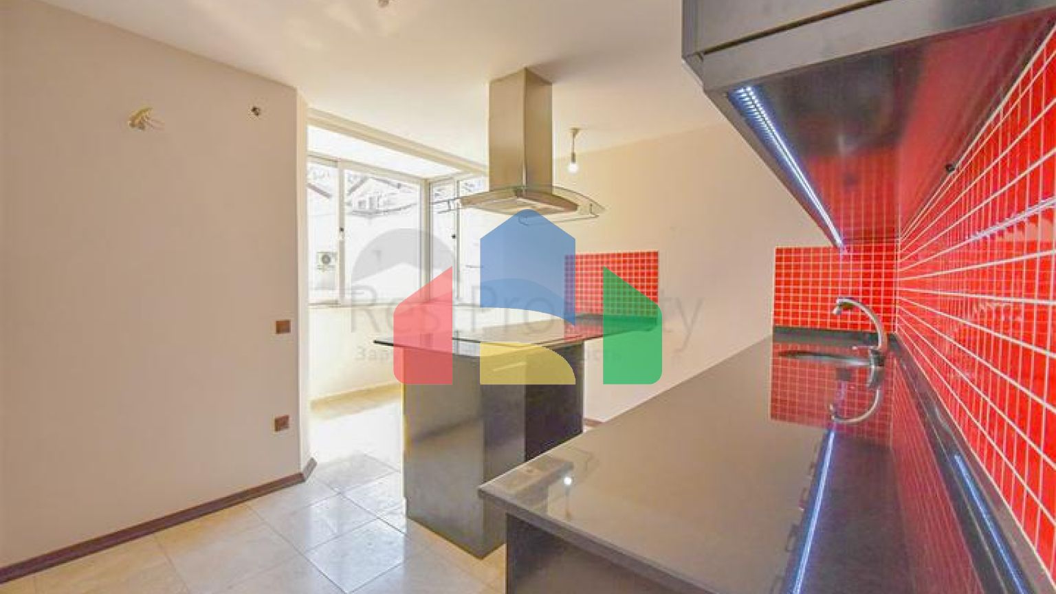 Просторий пентхаус від власника 3+1 з окремою кухнею в 200 метрах від моря в районі Оба