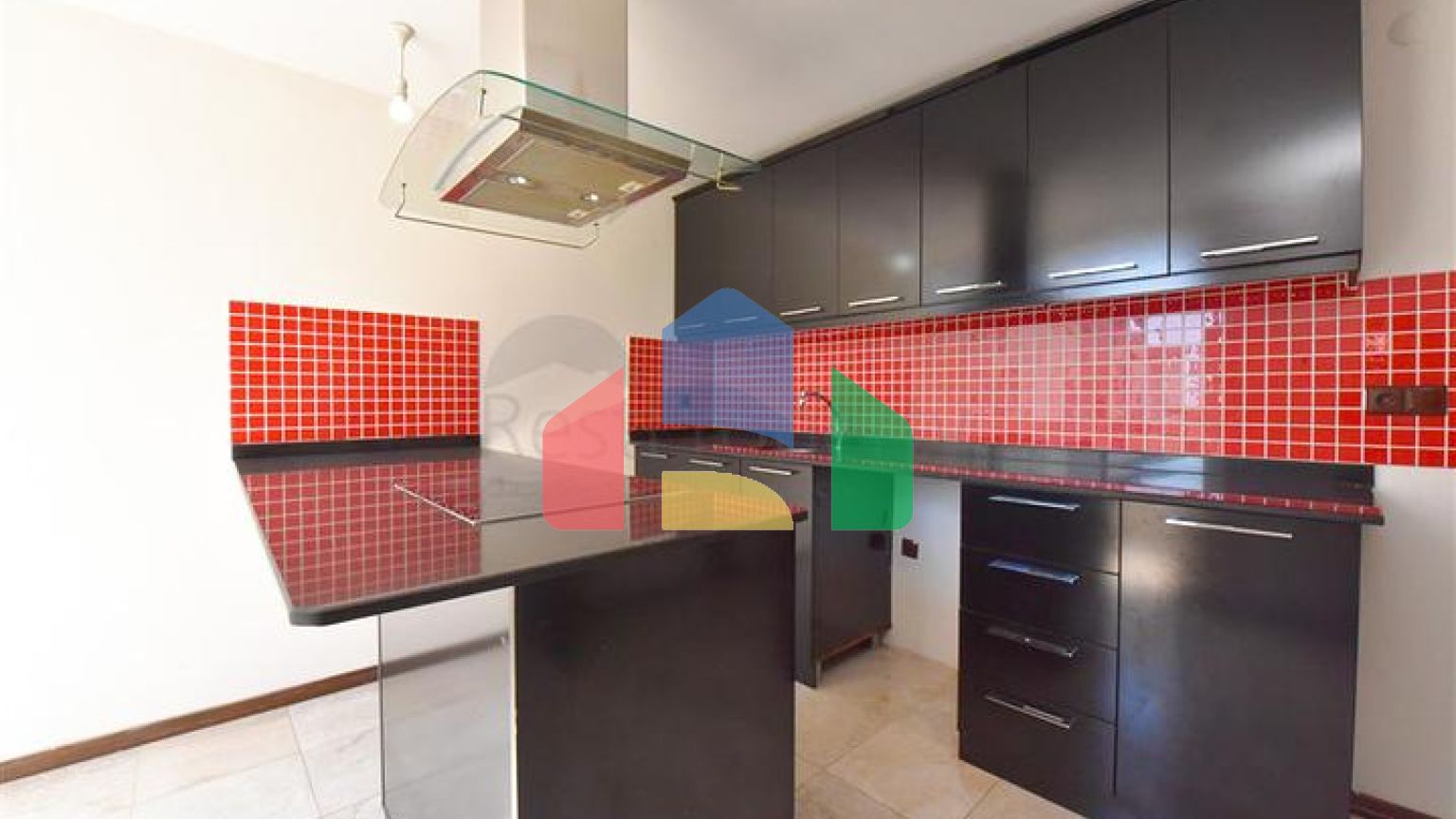 Просторий пентхаус від власника 3+1 з окремою кухнею в 200 метрах від моря в районі Оба