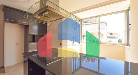 Просторий пентхаус від власника 3+1 з окремою кухнею в 200 метрах від моря в районі Оба Просторий пентхаус від власника 3+1 з окремою кухнею в 200 метрах від моря в районі Оба