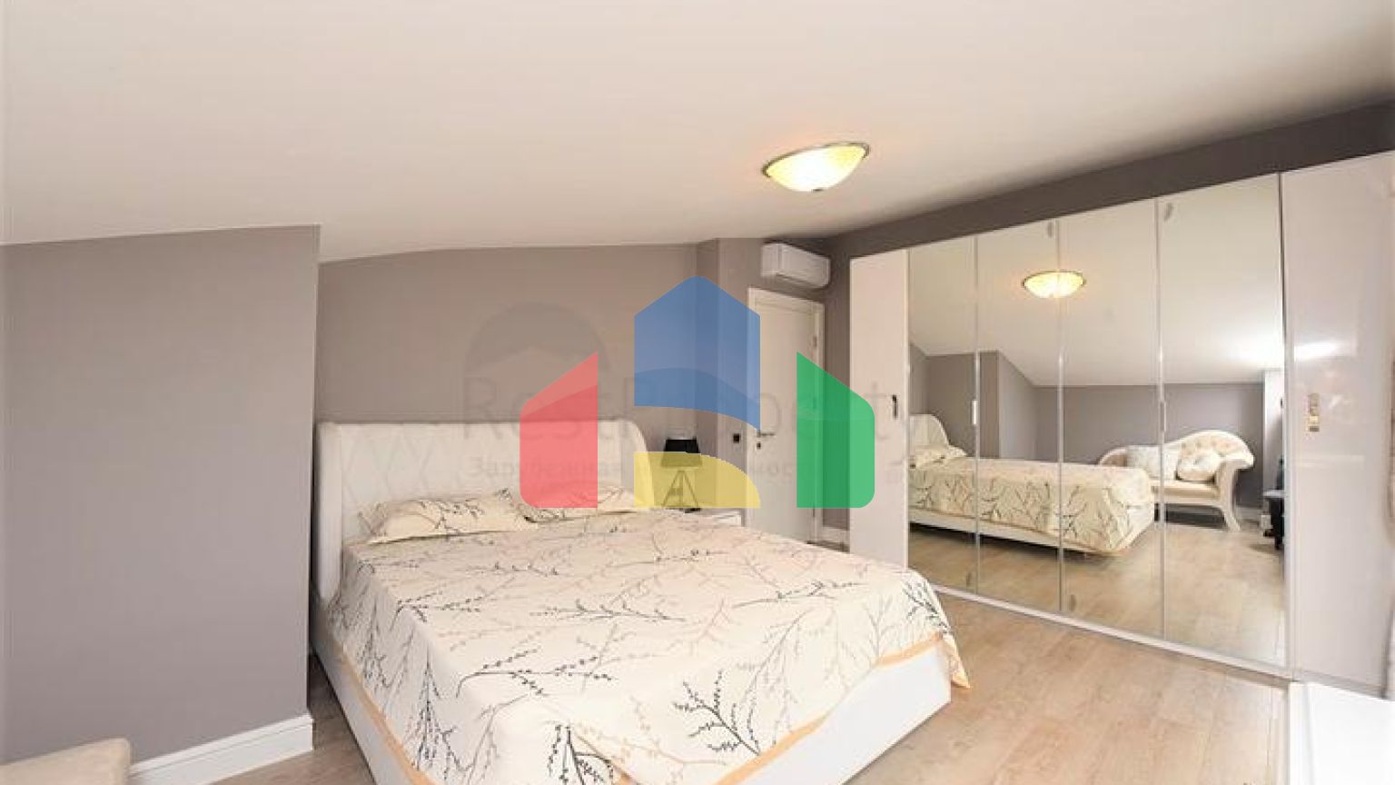 Пентхаус 3 + 1 в районі Оба