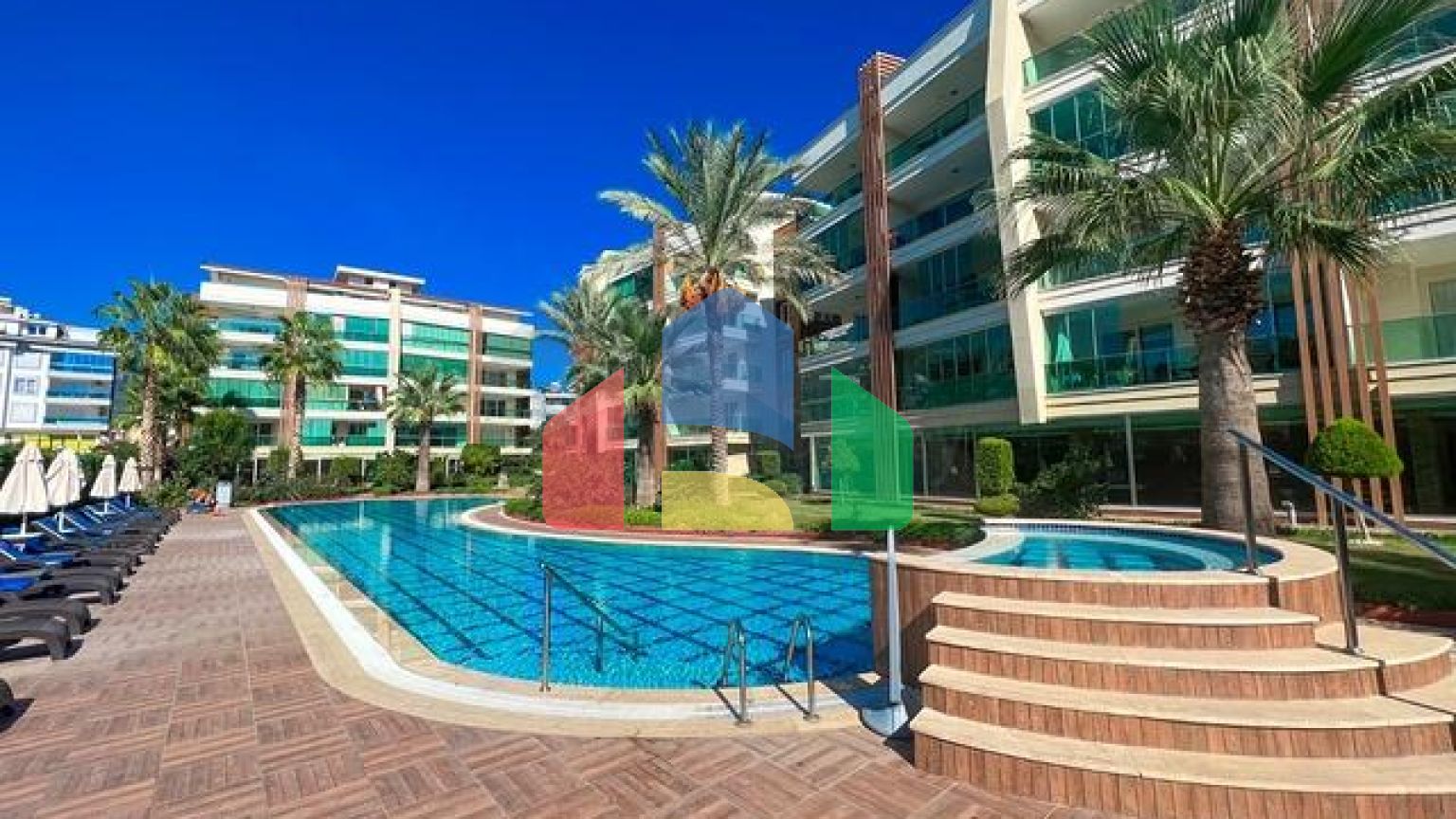 Пентхаус 3 + 1 в районі Оба