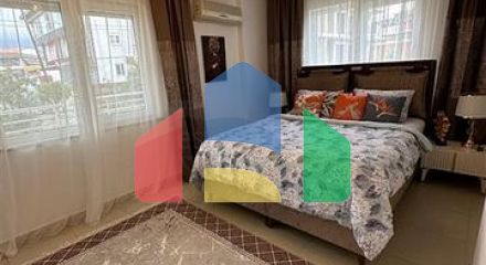 Простора квартира 2 + 1 в районі Оба