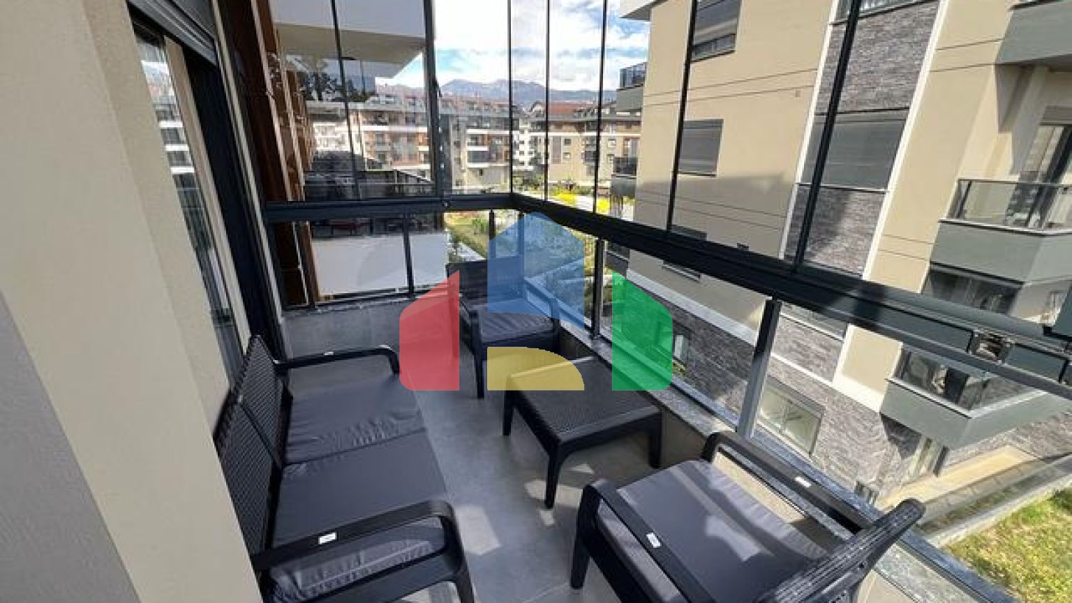 Квартира 1+1 в районе Оба