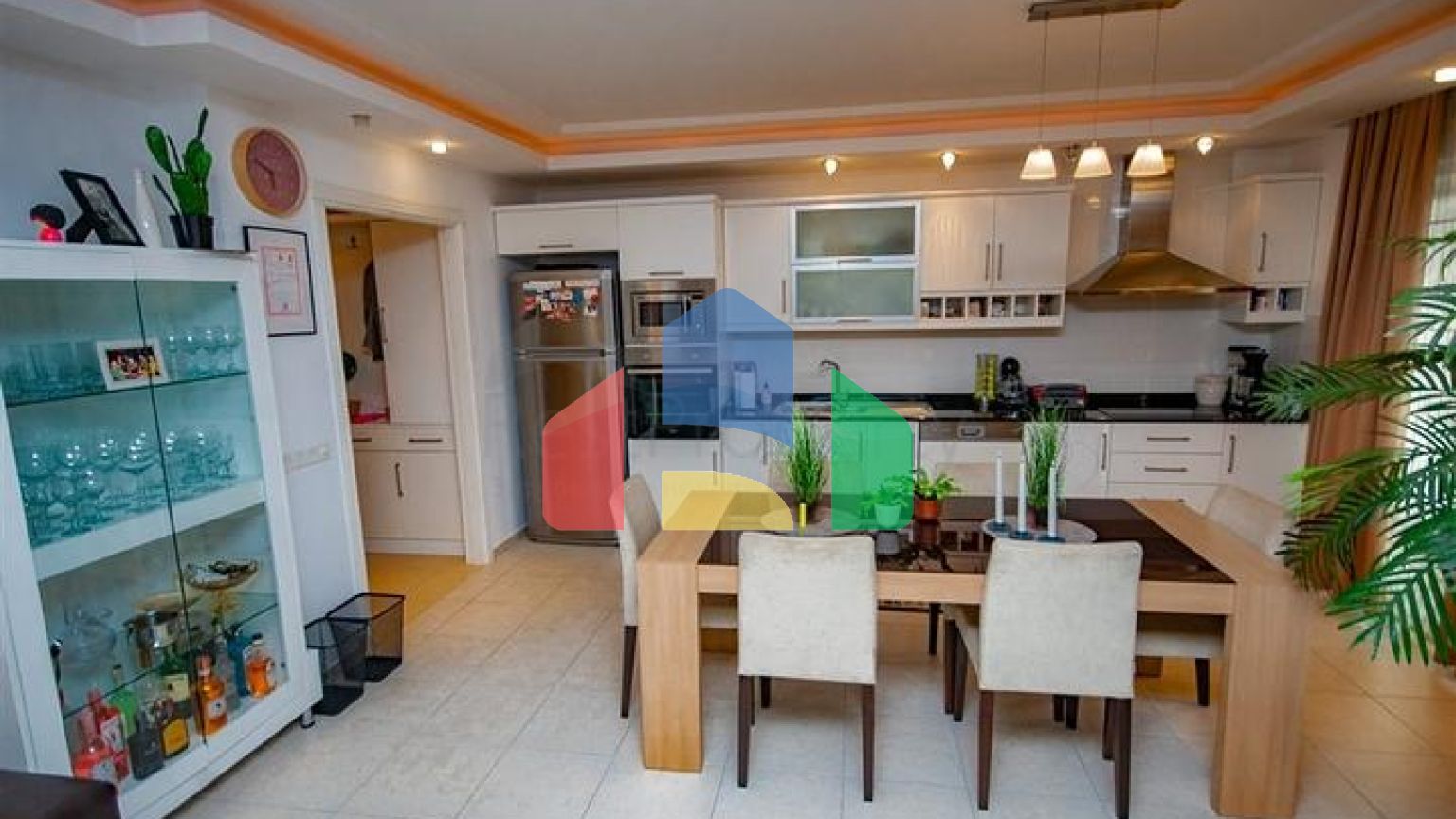 Пентхаус 4 + 1 в районі Оба