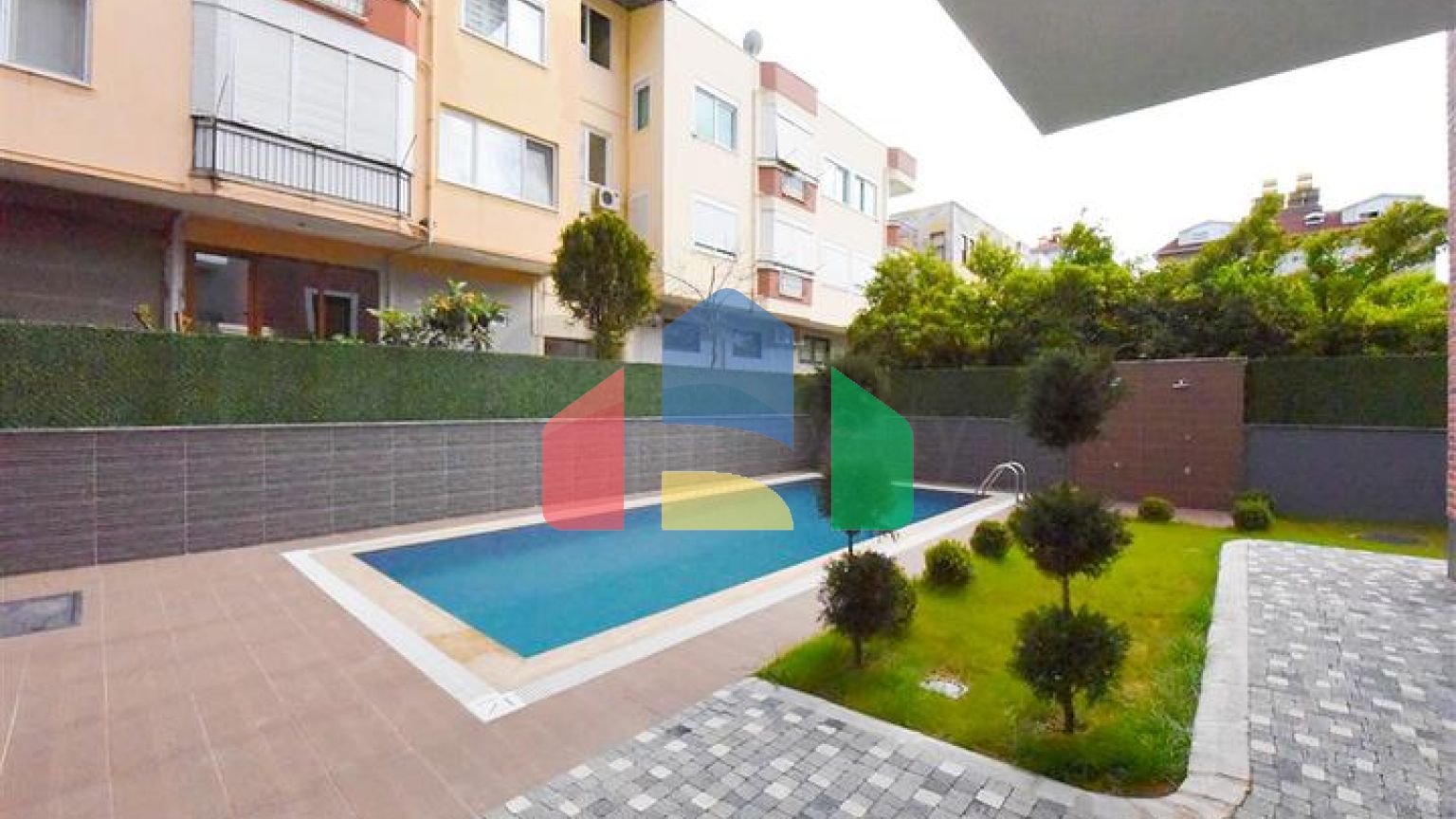 Пентхаус 2 + 1 в районі Оба