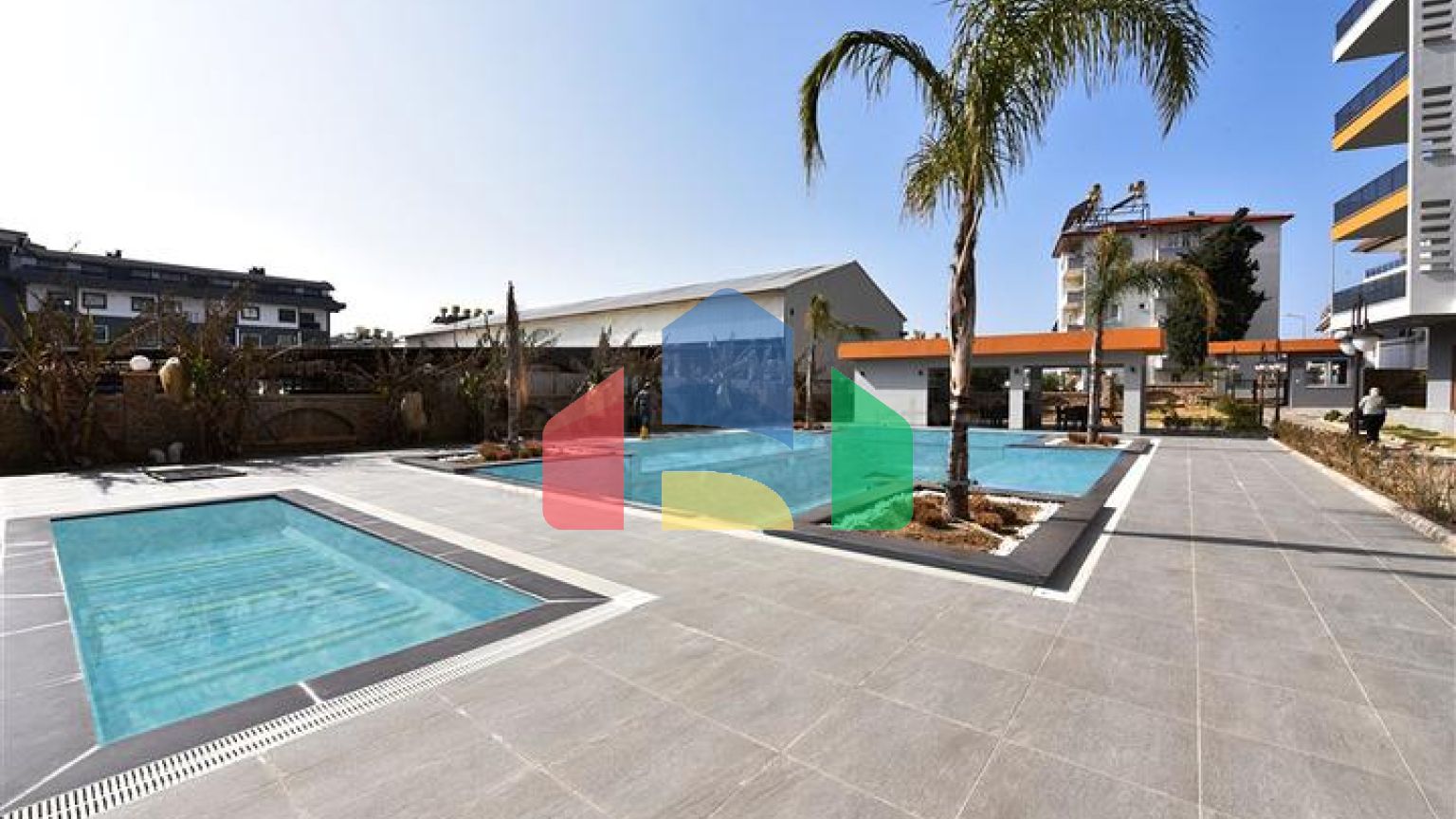 Просторі апартаменти 3 + 1 в районі Оба