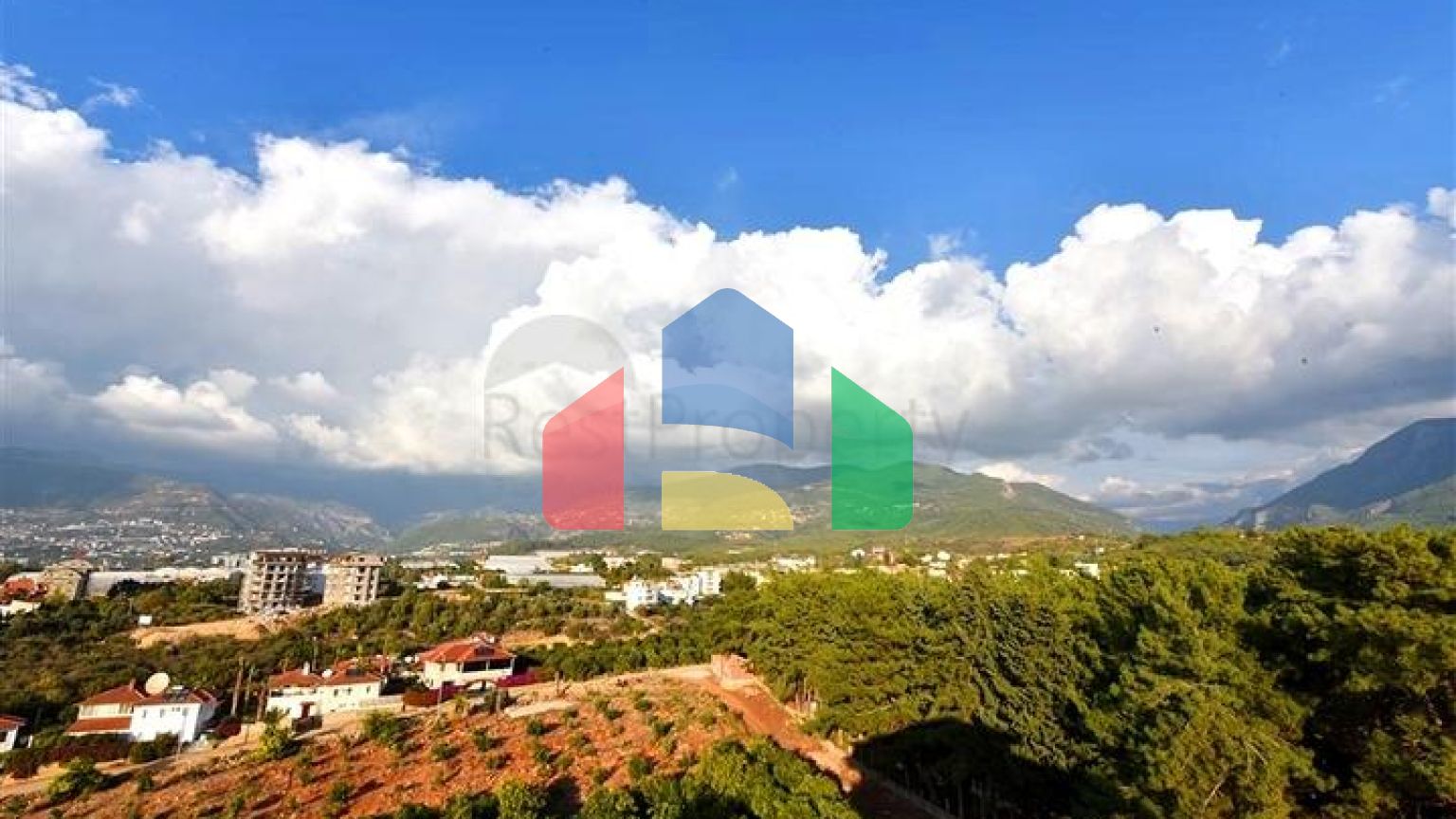 Трикімнатний пентхаус в районі Оба