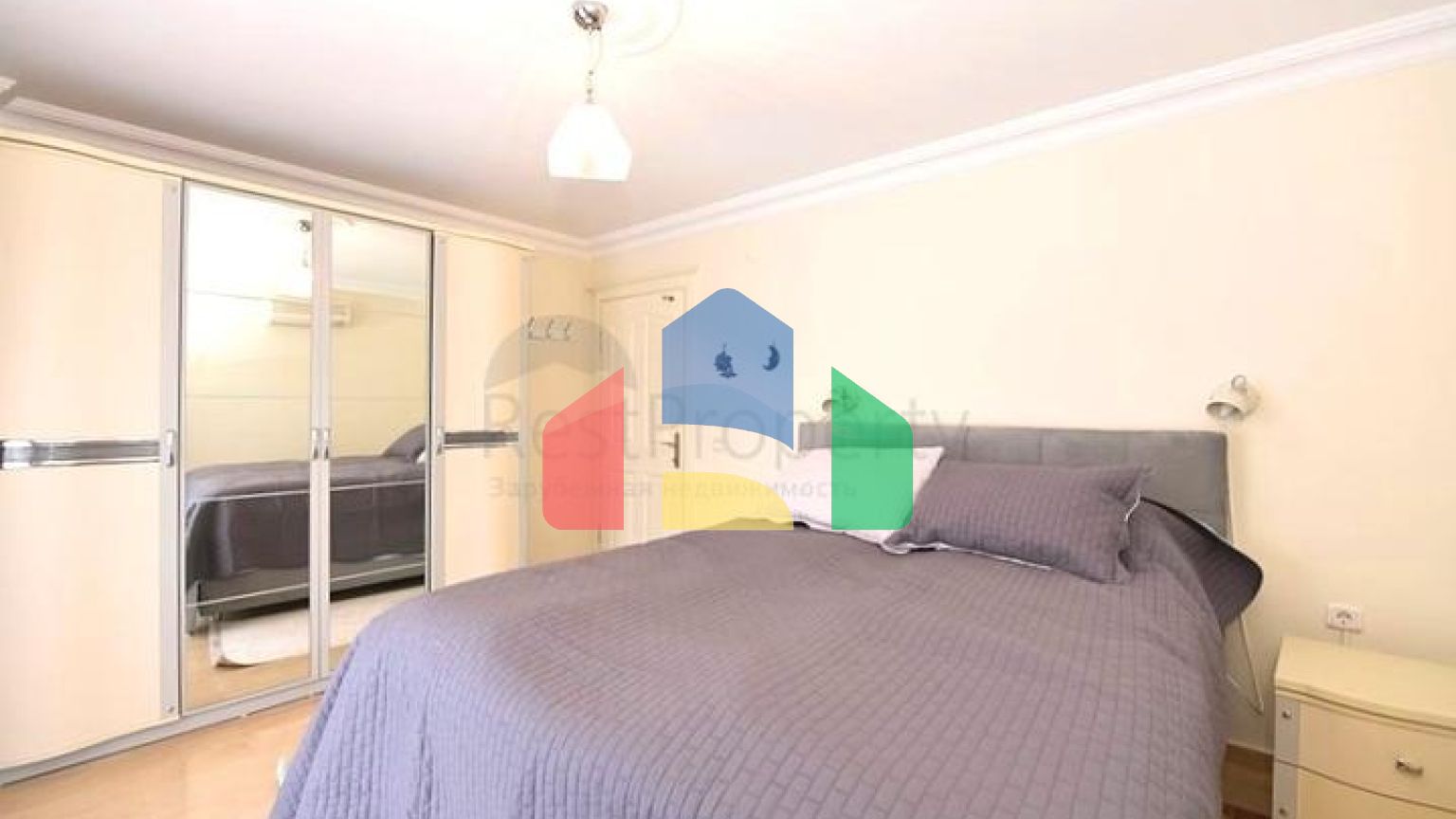 Трикімнатний мебльований пентхаус в районі Оба