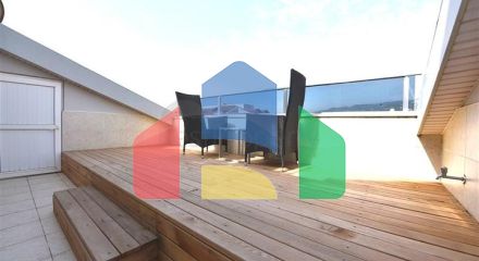 Трикімнатний мебльований пентхаус в районі Оба