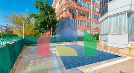 Трехкомнатная меблированная квартира в районе Оба