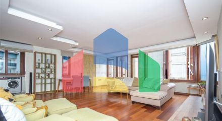 Просторная меблированная квартира в районе Оба