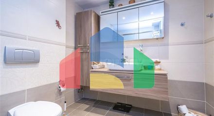 Просторная меблированная квартира в районе Оба