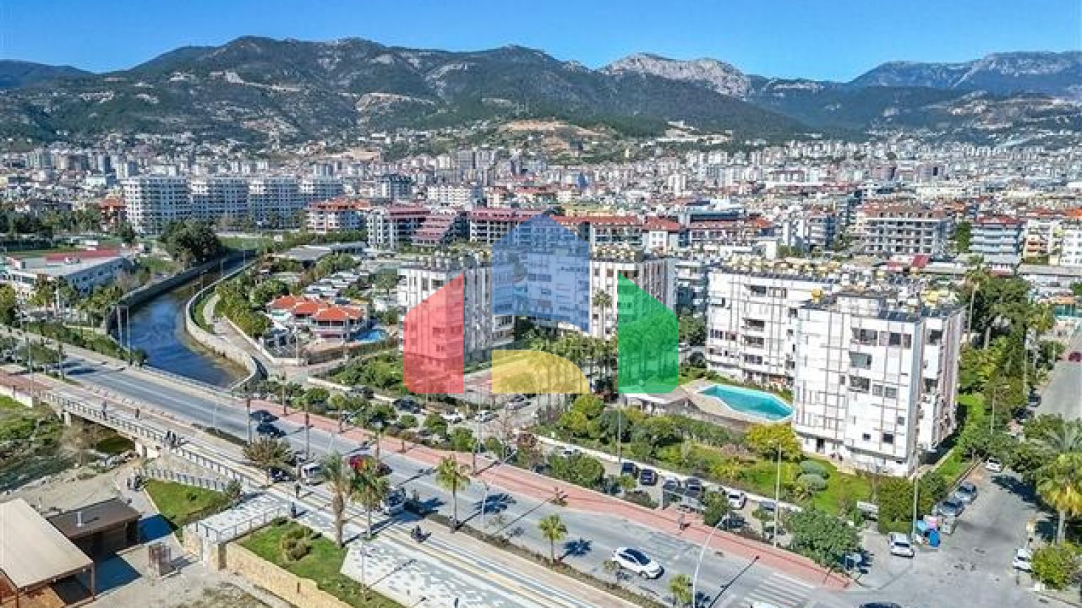 Просторная меблированная квартира в районе Оба