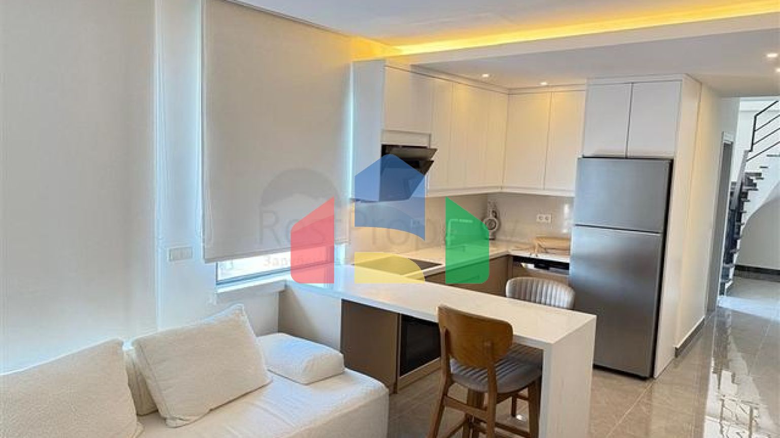 Пентхаус с двумя спальнями и панорамными видами в современном комплексе района Оба