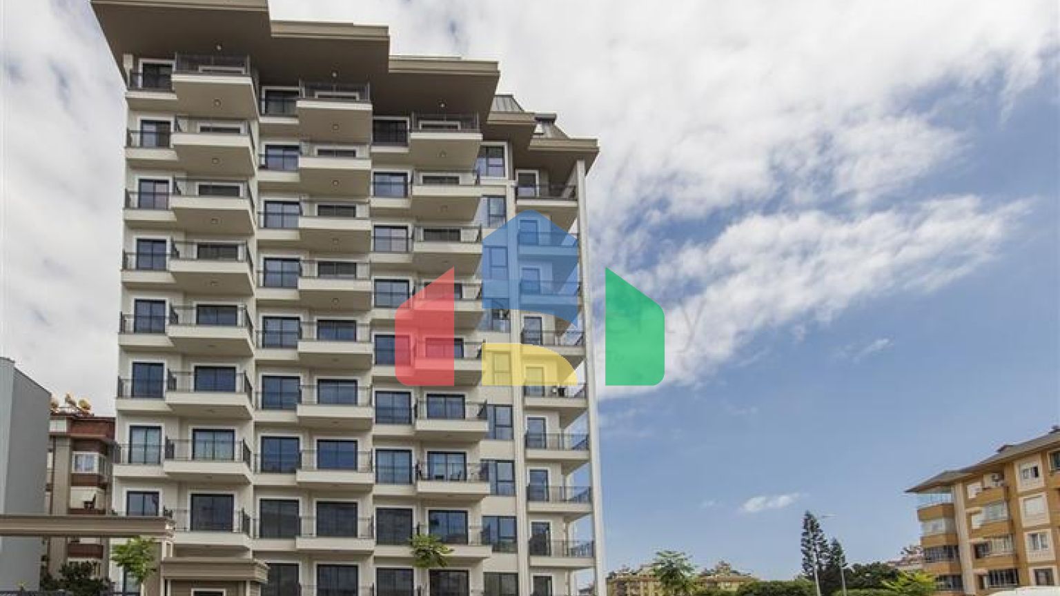 Современная квартира в престижном районе Оба