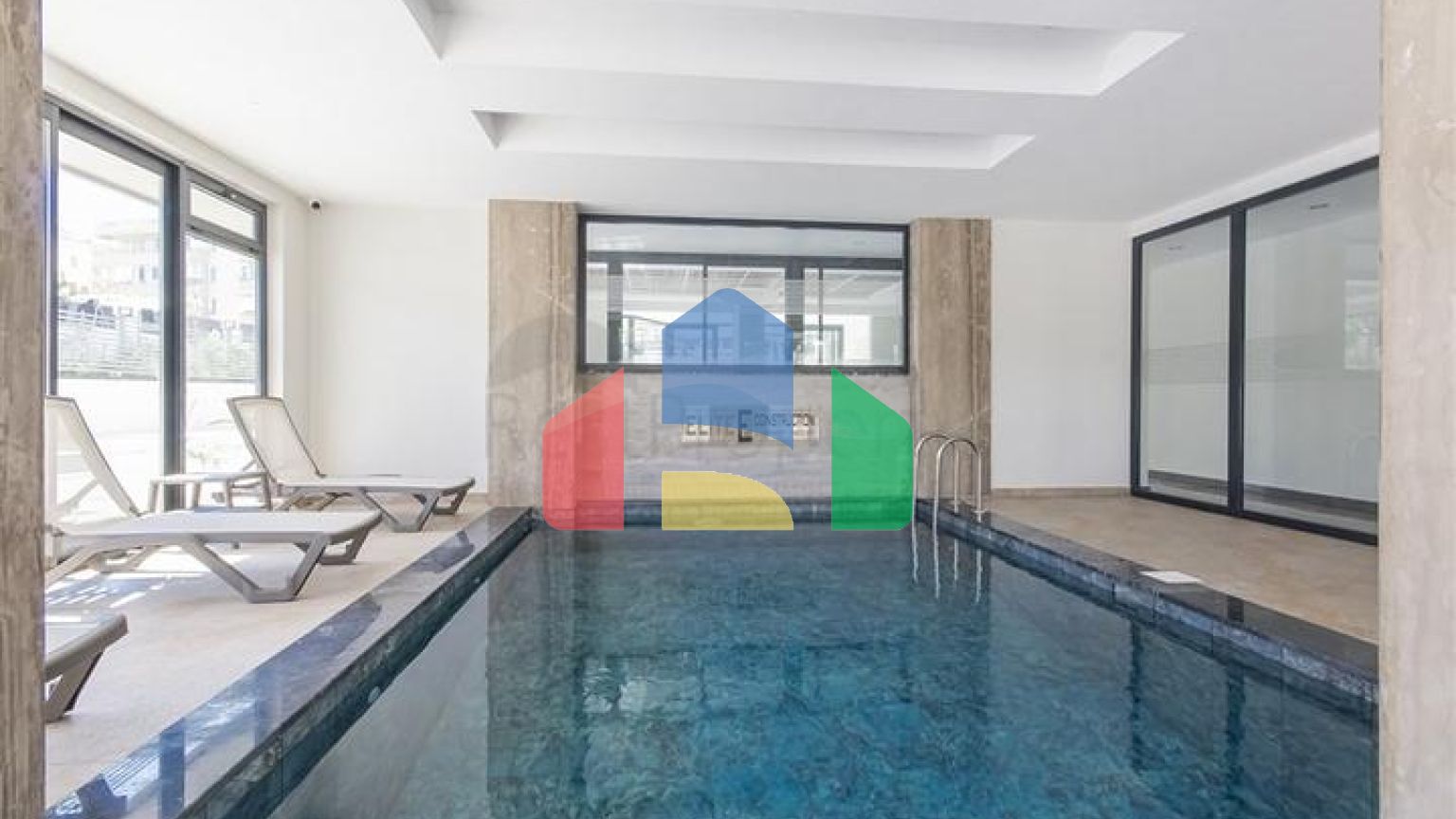 Современная квартира в престижном районе Оба