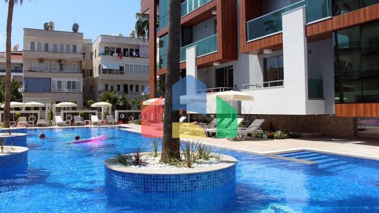 Пентхаус 3+1 с террасой в районе Оба