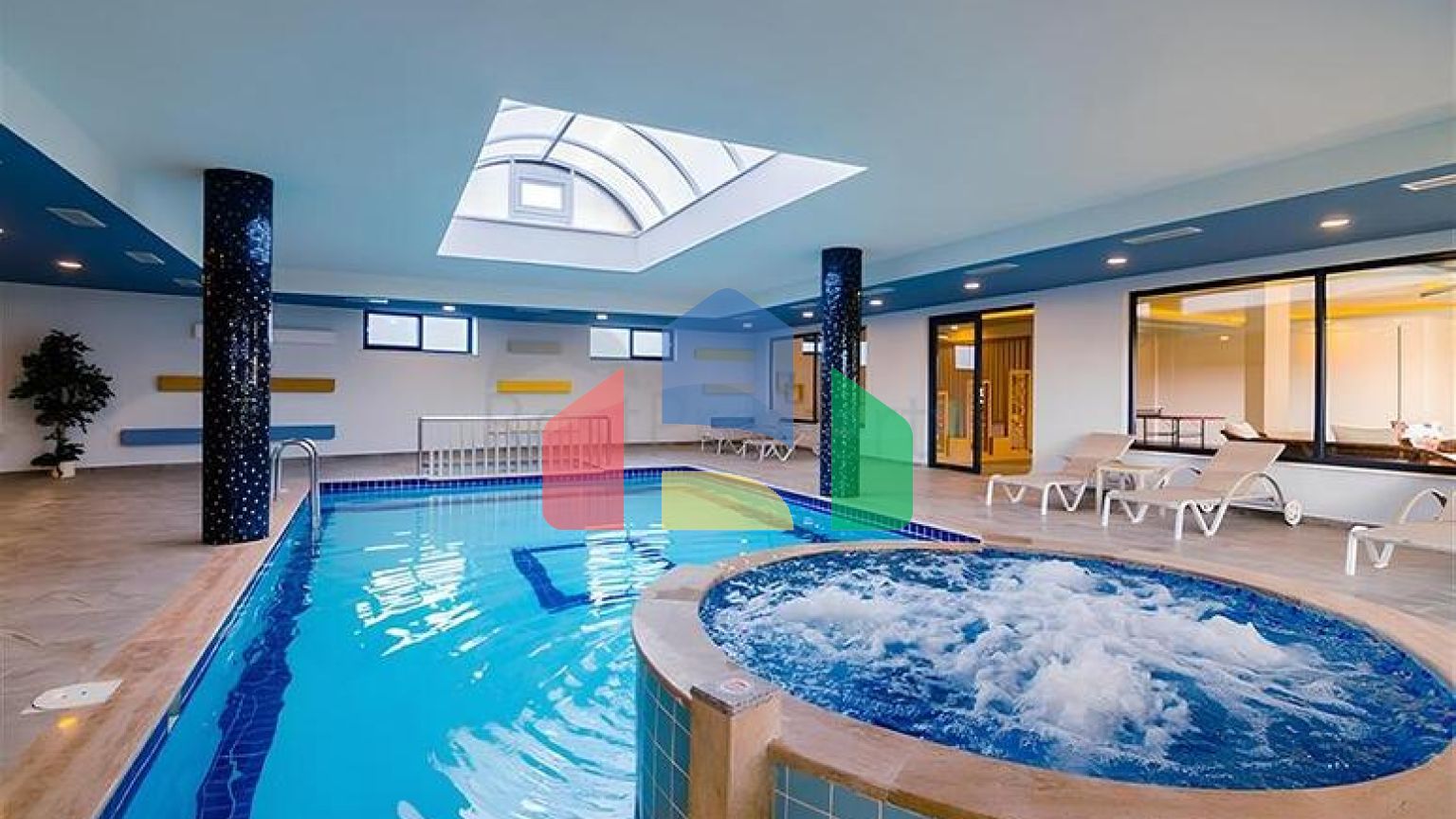 Пентхаус 6+1 с террасами в районе Оба