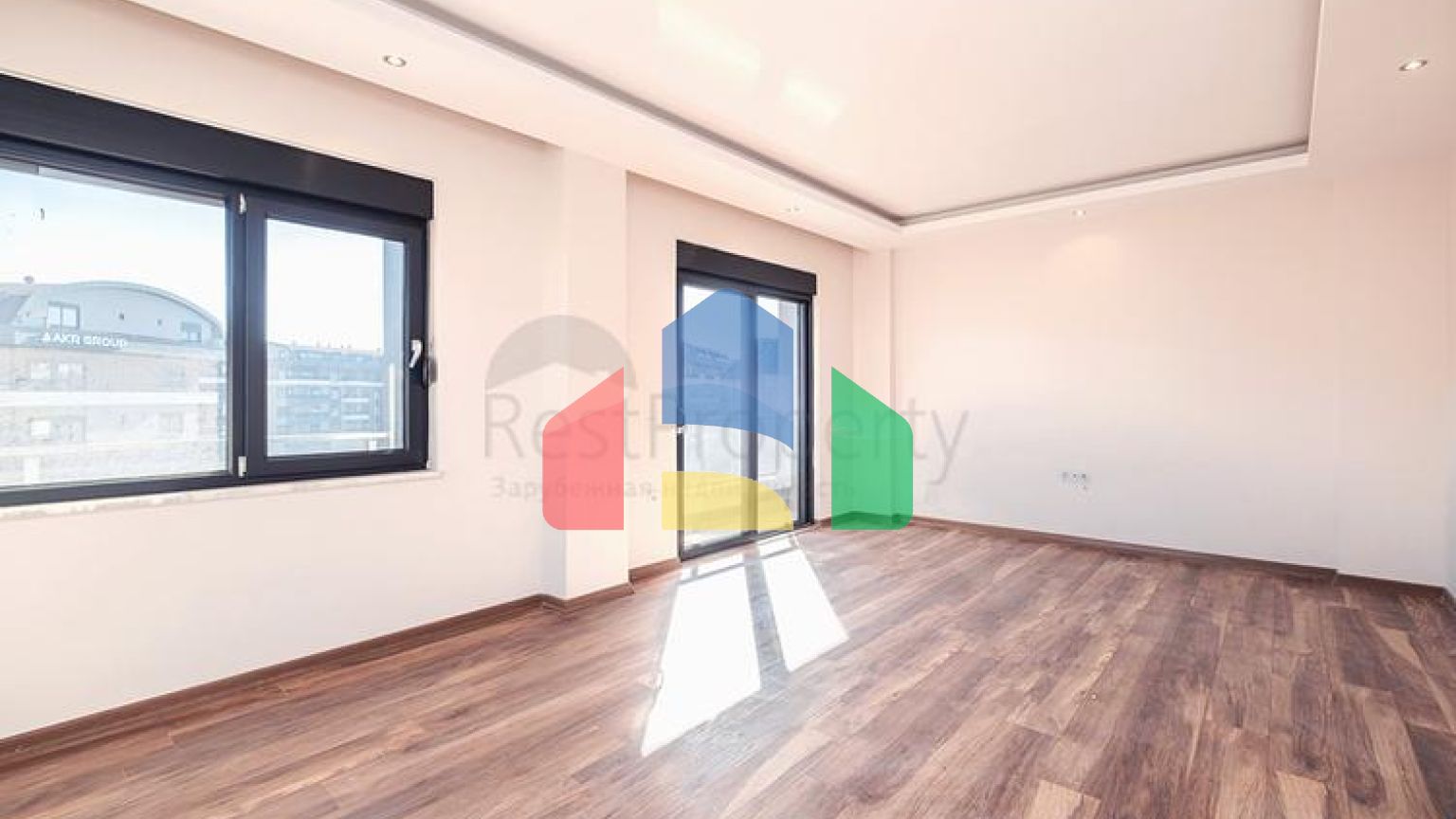 Пентхаус 6+1 с террасами в районе Оба