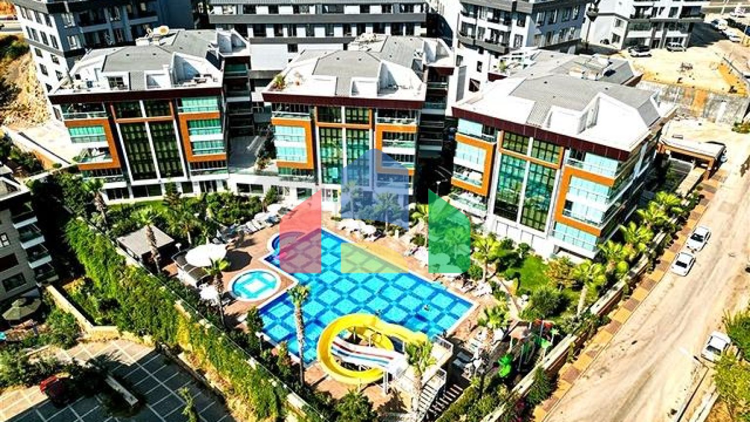 Квартира 3+1 в благоустроенном жилом комплексе района Оба