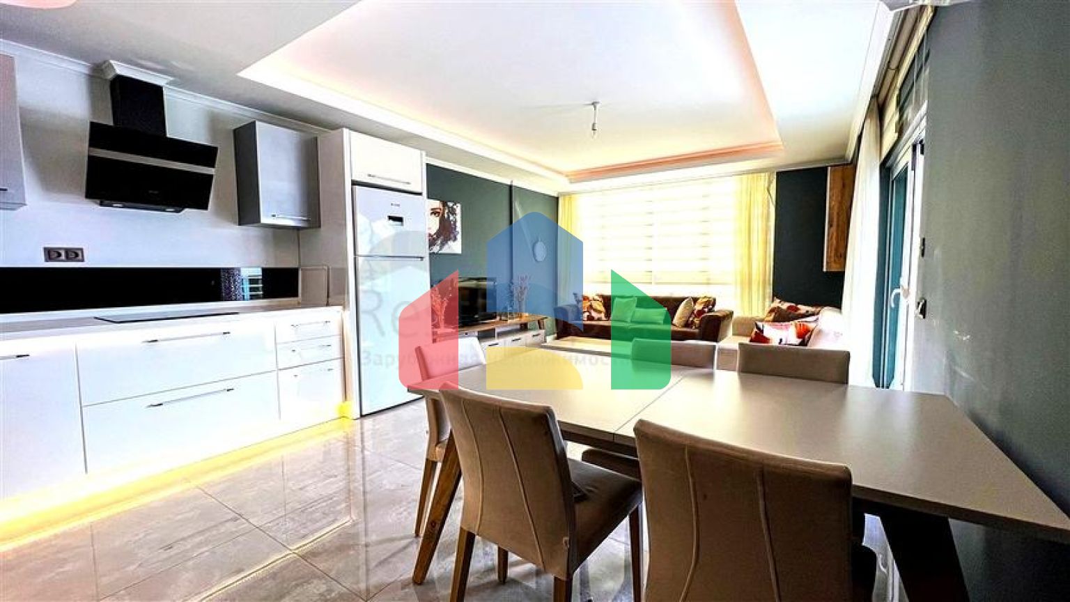 Квартира 3+1 в благоустроенном жилом комплексе района Оба